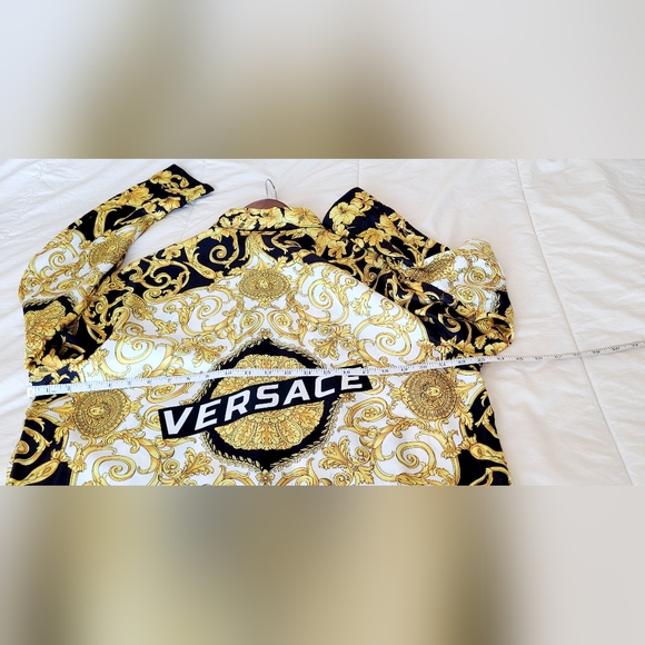 "NWT" Versace Barocco Silk Shirt - Picture 3 of 16